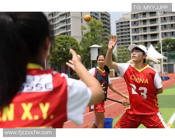 聚焦网球：深入探讨上海网球队的技术创新与训练方法